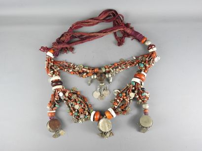 Tata region, Anti-Atlas, Morocco.
Large necklace...