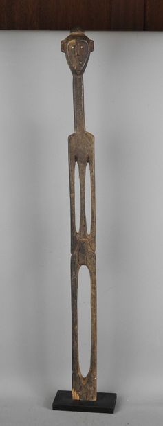 TANZANIA, Tabora region.
Hardwood, pigments.
Stylized...