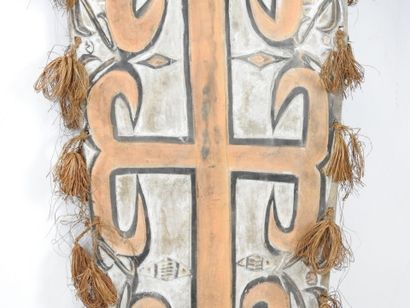ASMAT, Irian Jaya, Indonesia.
Wood, polychrome...