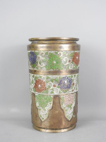 ASIE du SUD EST : Vase rouleau en bronze...