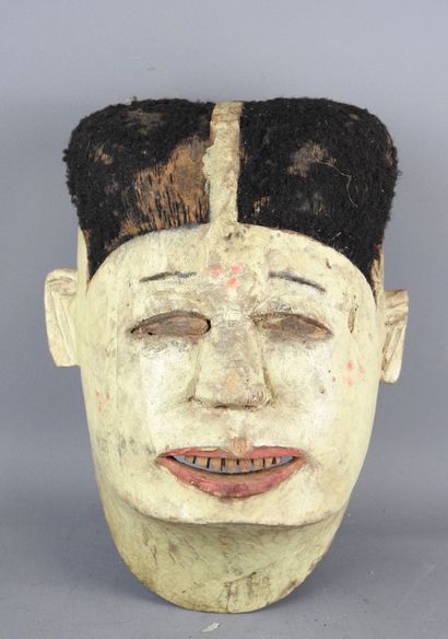 MAKONDE - Tanzania : Dance mask featuring...