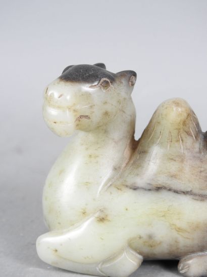 CHINA: Rust-veined jade camel H: 6 - L: 9...