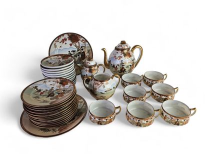 JAPAN, 20th century.
Part of a 36-piece tea...