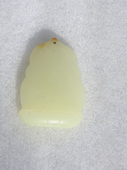 Carved jade haloed BUDDHA. 4x3cm