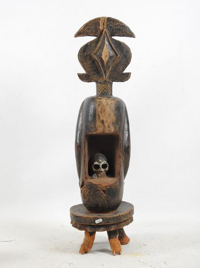 KOTA (style) Gabon: Wood, brass, copper,...
