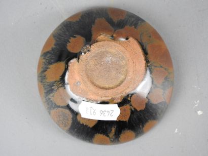 CHINA: Small stoneware bowl with black shaded...