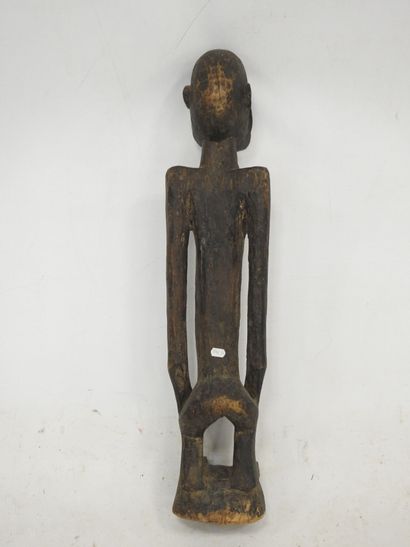 DOGON, Mali : Statue d'ancêtre représentant...