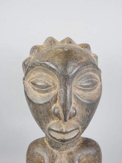 LUBA, Ex Zaire.
Hardwood, dark patina of...