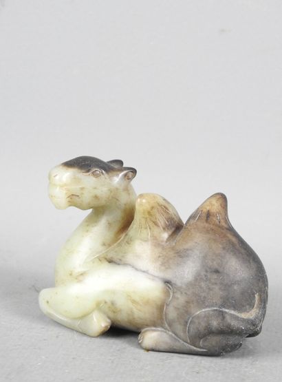 CHINA: Rust-veined jade camel H: 6 - L: 9...