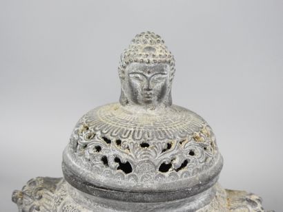 CHINE : Brûle-parfum tripode en bronze, le...