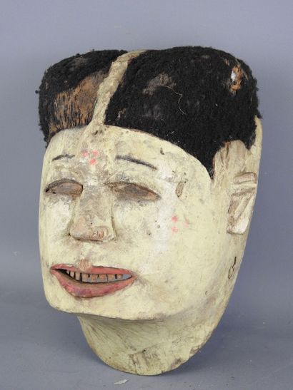 MAKONDE - Tanzania : Dance mask featuring...