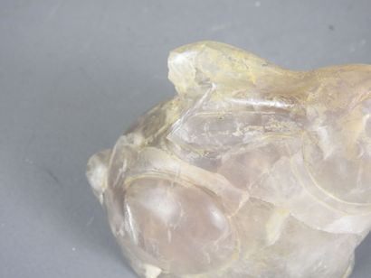 CHINA: Two rabbits in hard stone. H. 7 and...