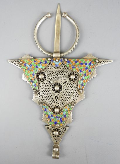 MAROC. Importante fibule de parure « Tizerzai...