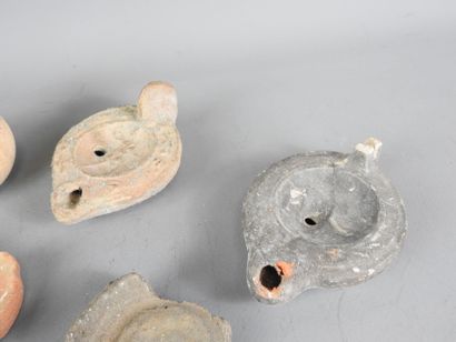 Lot of archaeological terracotta objects...