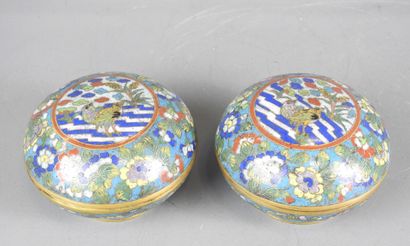 CHINA: Pair of circular covered boxes in...