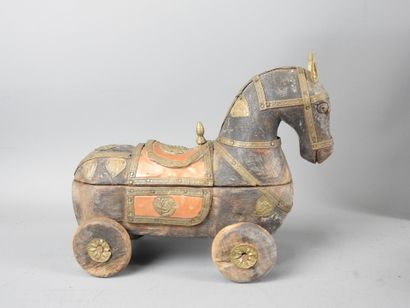 Rajasthan: Lot of toys including equestrian...