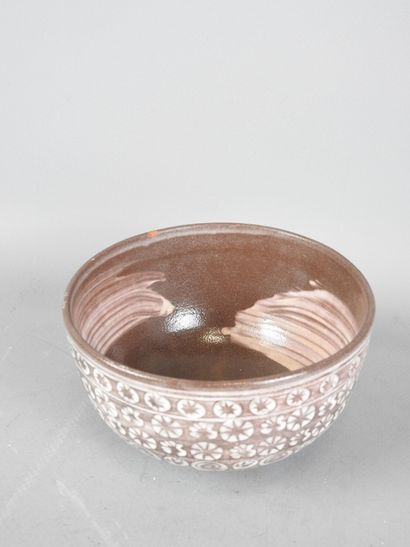 JAPON : Bol à thé Mishima en grès Chawan,...