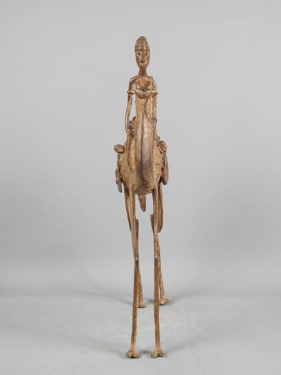 MALI : Large rider on his dromedary in bronze....