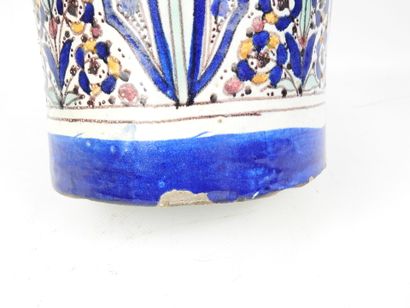 MAROC - Fès : Vase balustre en céramique...
