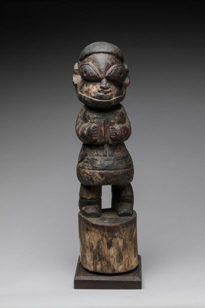 YOROUBA, Nigeria.
Wood, patina of use.
Large...