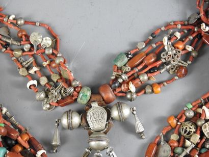 Tata region, Anti-Atlas, Morocco.
Large necklace...