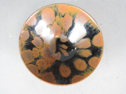 CHINA: Small stoneware bowl with black shaded...