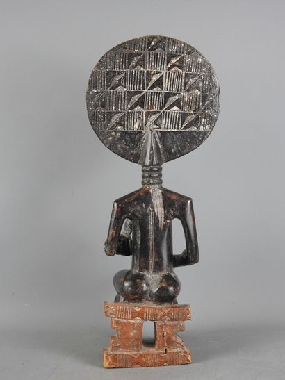 Ashanti - Ghana : Statue de maternité représentant...