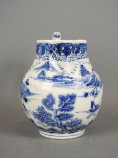 CHINA: Small blue-white porcelain coffee...