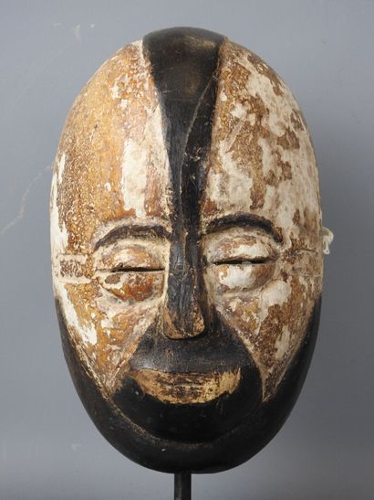 GABON Mask from the Okukué society of Gaboa,...