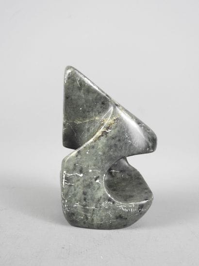 ART INUIT: Personnage stylisée en pierre...