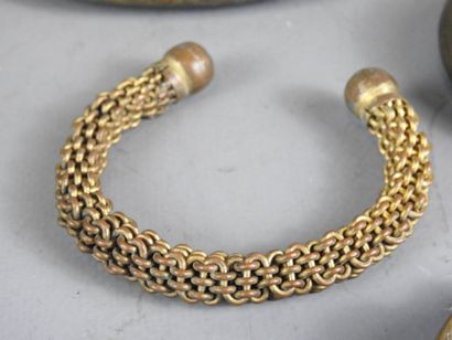Afrique de l'Ouest : Lot composé de 9 bracelets...