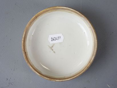 CHINA - Canton: Porcelain cylindrical covered...