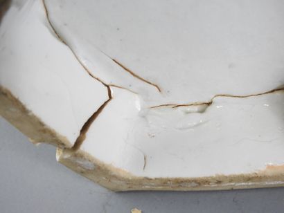 CHINE : Vase en porcelaine blanc bleu de...