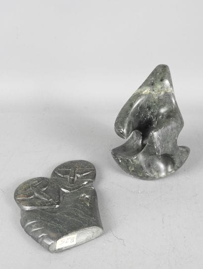 ART INUIT: Personnage stylisée en pierre...