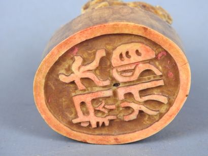 CHINA: Reunion of 5 hard stone seals, one...