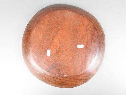 AFRICA: Circular dish in exotic wood. Diam....