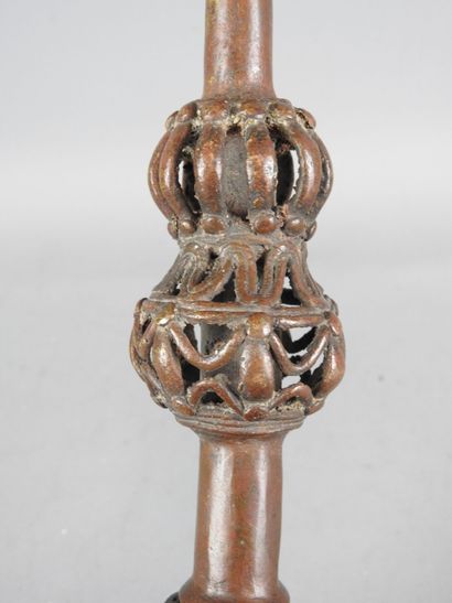 BAMOUN - Cameroon : Ceremonial pipe in copper...