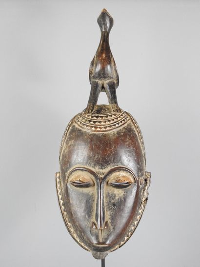 Yaoure - Côte d'Ivoire : Bois dur patiné,...