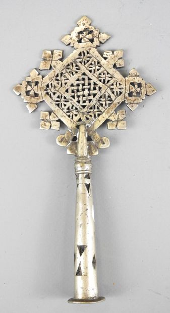 AMHARA - Éthiopie : Croix de procession copte...