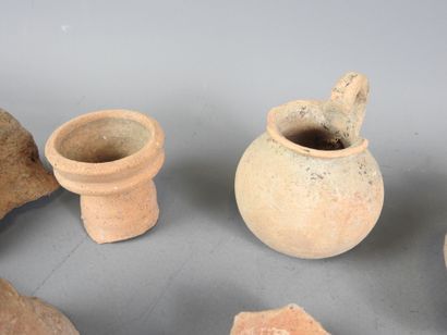 Lot of archaeological terracotta objects...