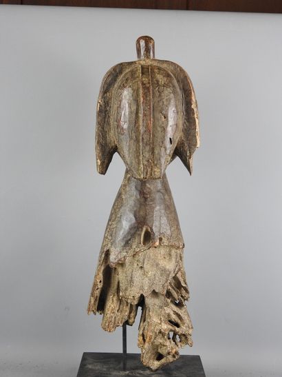 FANG (style), Gabon : Bois dur sculpté patiné...
