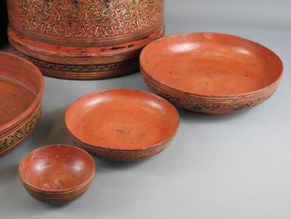 BIRMANIA: Large and beautiful lacquered bamboo...