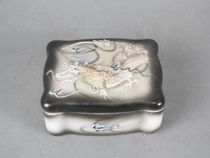 ASIA: Porcelain rectangular covered box with...