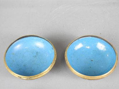 CHINA: Pair of circular covered boxes in...