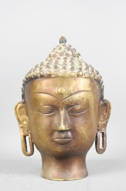 THAILANDE ou LAOS : Tête de Bouddha en bronze...