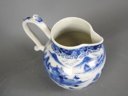 CHINA: Small blue-white porcelain coffee...