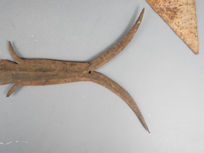 Composite lot:
-Iron sword, EKONDA, Democratic...