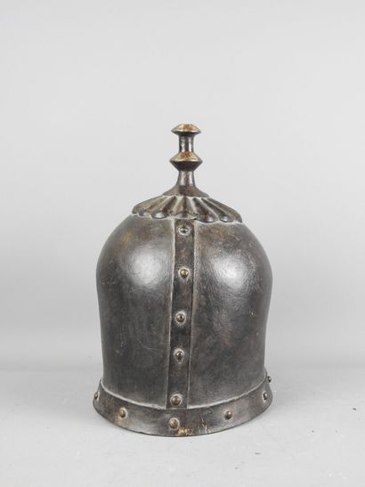 CHINA. Fancy helmet in patinated iron with...