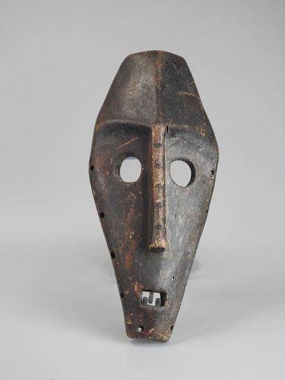 SONGOLA, République Démocratique du Congo.
Bois,...