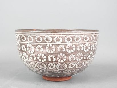 JAPON : Bol à thé Mishima en grès Chawan,...